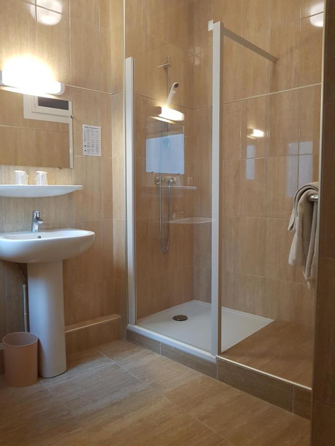 Hotel Saint Sebastien 2*